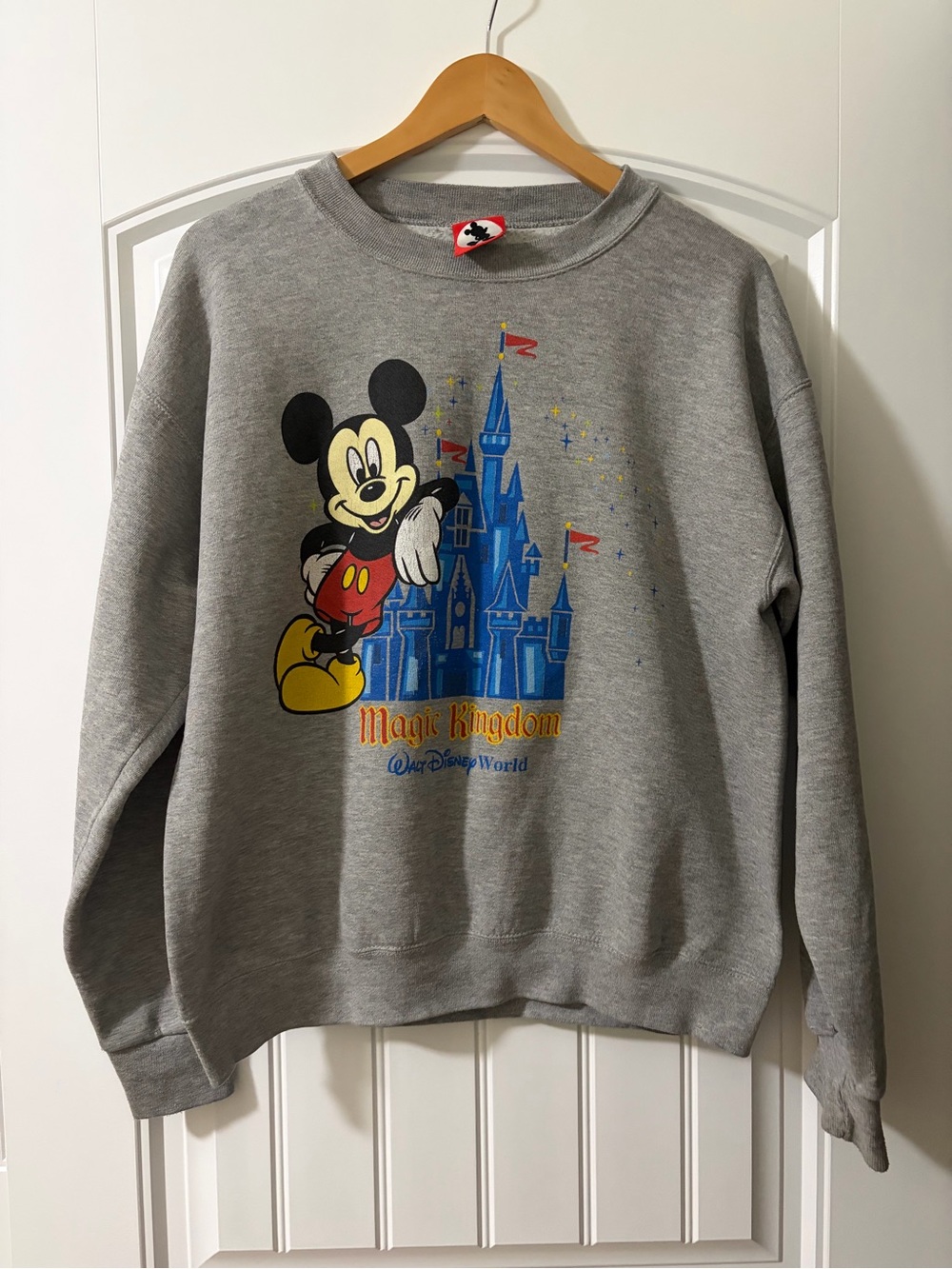 Vintage Walt Disney Magic Kingdom Sweatshirt Size Small